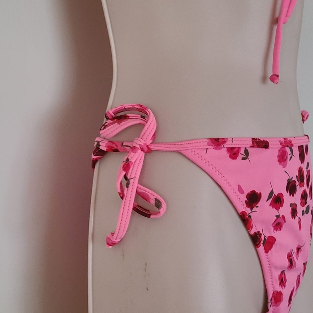 Floral Print Halter Bikini - Picture 4 of 11